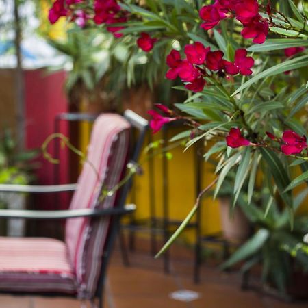 Abode Buenos Aires Bed & Breakfast Exterior photo